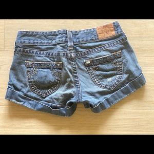 True Religion denim shorts sz 27
